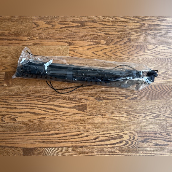 Artist’s Loft Aluminum Easel - Picture 2 of 2